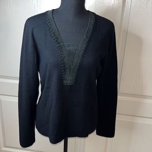Spenser Jeremy black women’s sweater. 70% silk, 30% nylon trimmed with suede XL